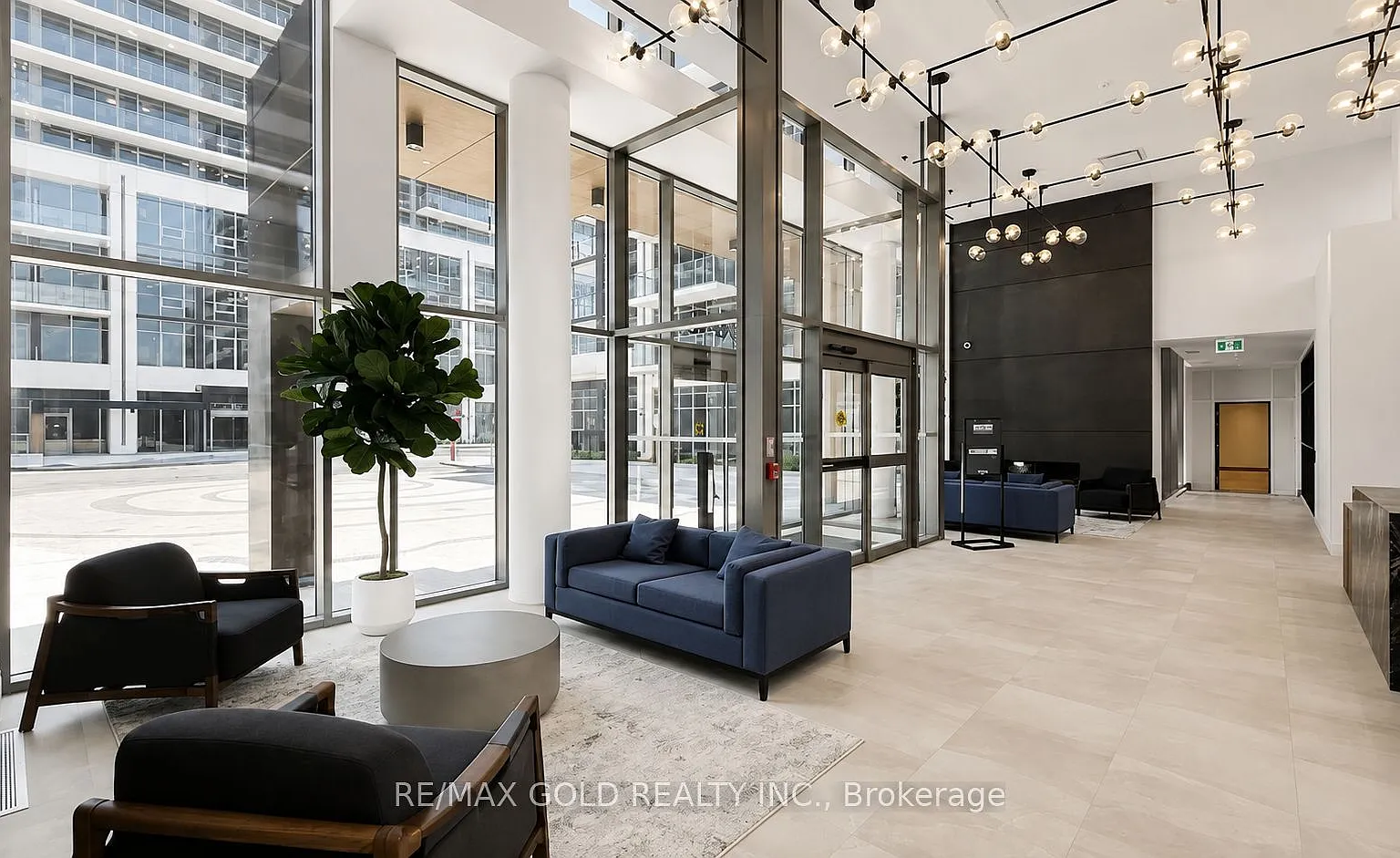 2 bed, $2,700 — Photo 1