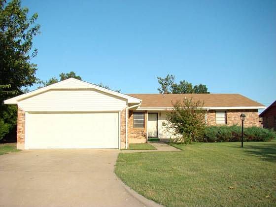 1st image of 5 NW Compass Dr