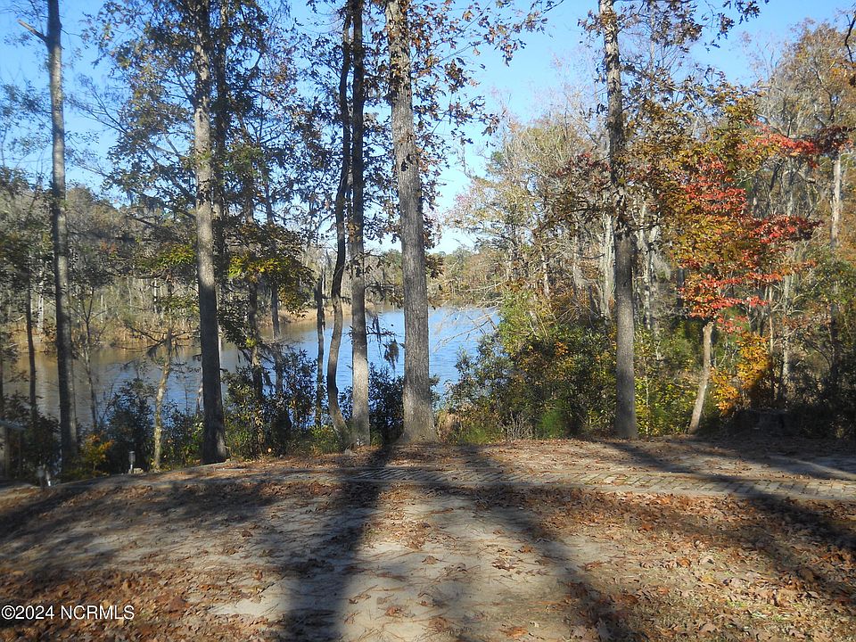 2nd image of 49 Deep Creek Road