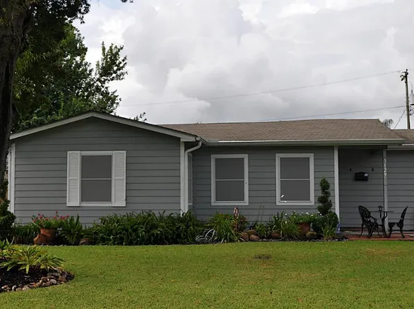 1129 18th Ave N, Texas City, TX 77590