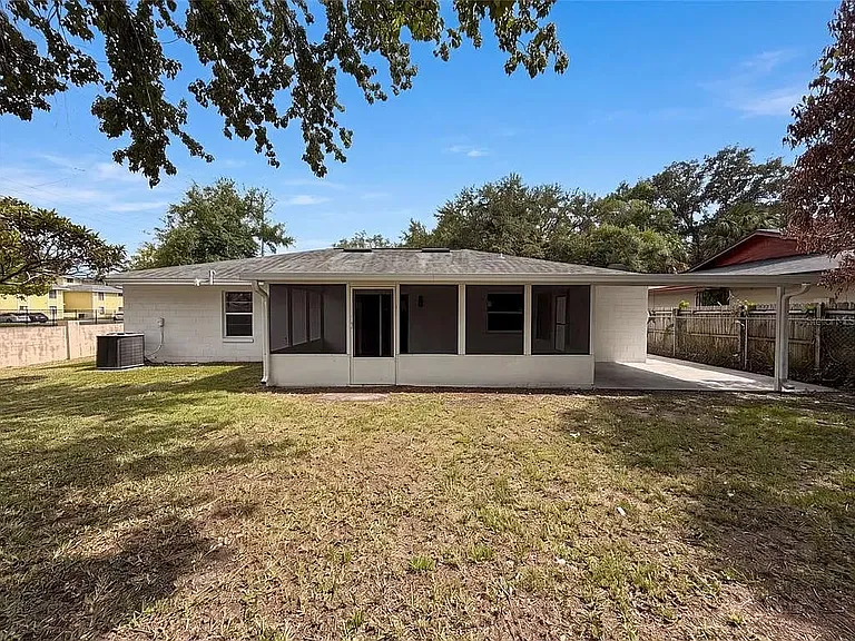 2479 Myakka Dr — Photo 11