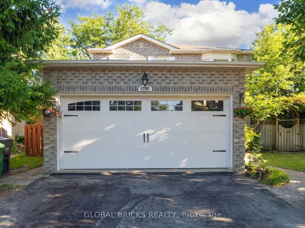 6190 Saltmarsh Ct, Mississauga, ON L5N 5V8