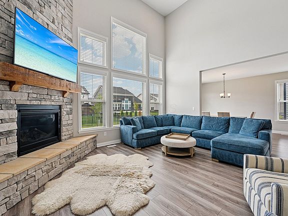 5th image of 6044 Honey Farm Way