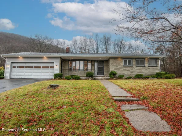 10 Mary St, Scott Township, PA 18447