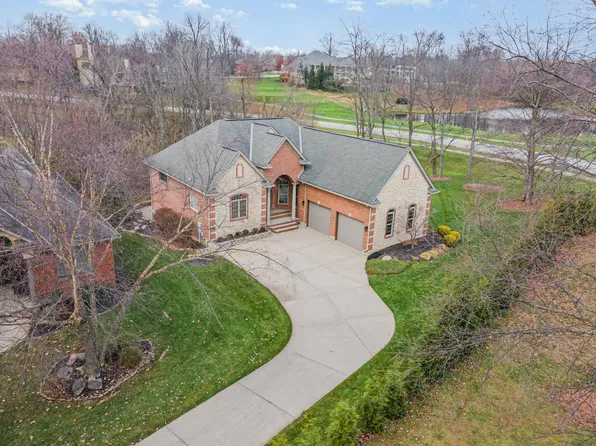 701 Keeneland Green Dr, Union, KY 41091