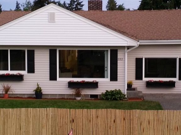 2nd image of 1212 Violet Meadow St S