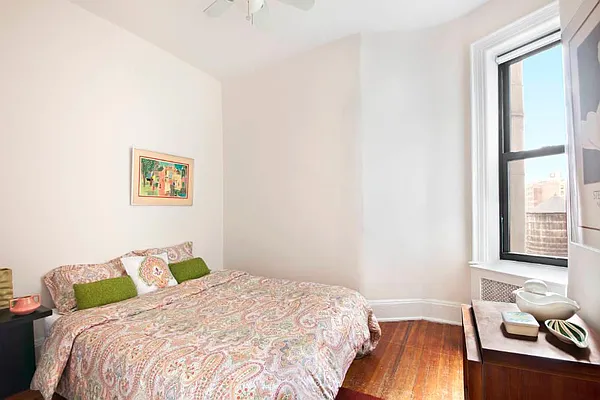 Sold by Town Residential | media 4