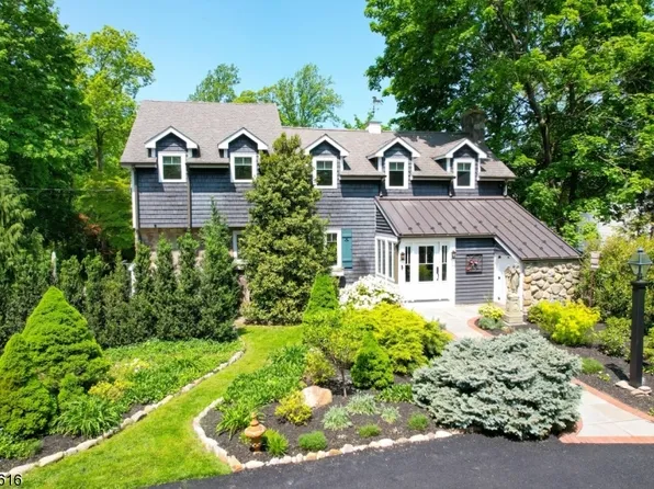 201 Chestnut Ridge Rd, Saddle River Boro, NJ 07458