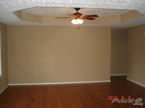 5th image of 402 W Cline St