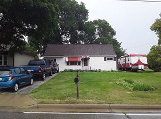 5910 85th St, Pleasant Prairie, WI 53158