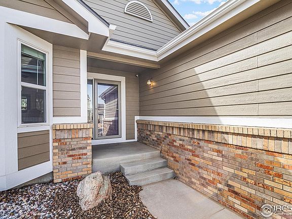 3rd image of 2122 Blue Wing Dr