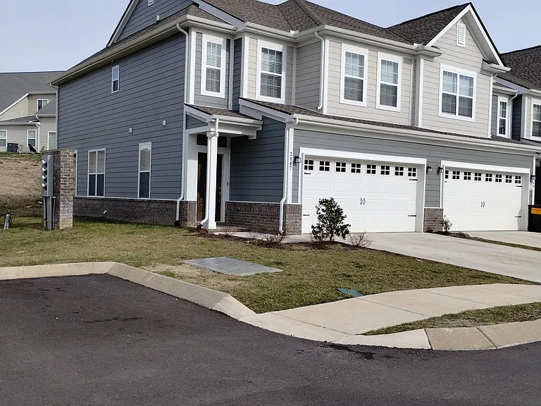 2147 Nectar Ln — Photo 1