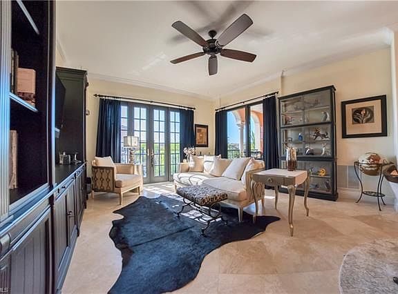 3rd image of 23161 Fashion Dr Unit 212