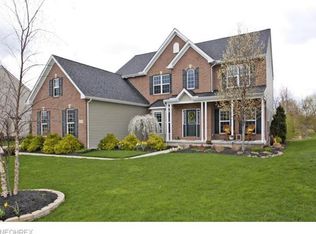 39157 Arlington Dr, Avon, OH 44011