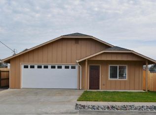 1711 Van Eaton Ave, McKinleyville, CA 95519