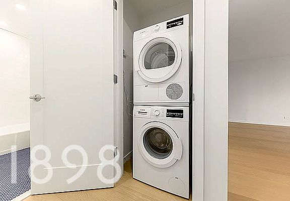 3rd image of 561 Amsterdam Ave #13E