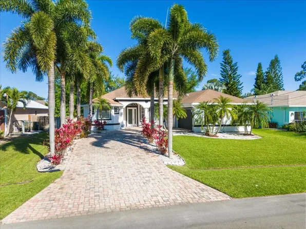 2365 SW Indigo Lane, Port St Lucie, FL 34953