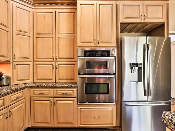 4th image of 12534 Questover Ct