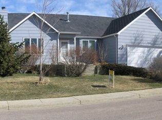 322 Custer St, Cheyenne, WY 82009