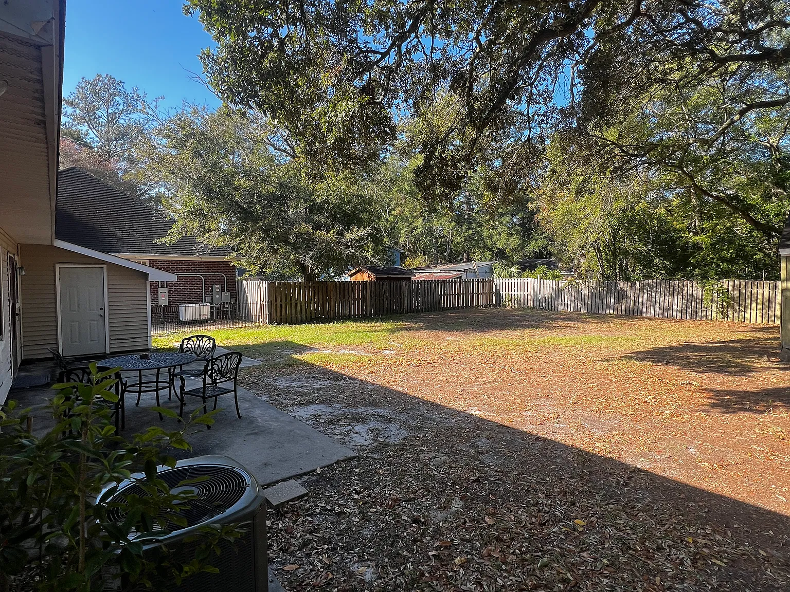 3 bed, 1113 sqft, $2,000 — Photo 4