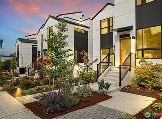 3410 23rd Ave W UNIT B, Seattle, WA 98199