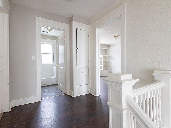 5th image of 3469 W 45th St Unit 2