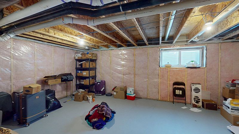 Calgary House for rent - 4 Bedrooms — photo 25