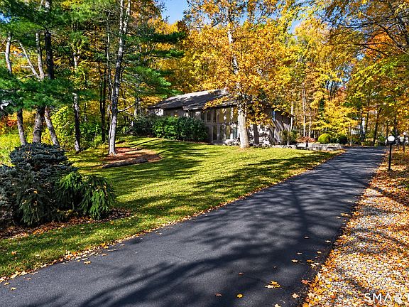 2nd image of 38 High Hill Road