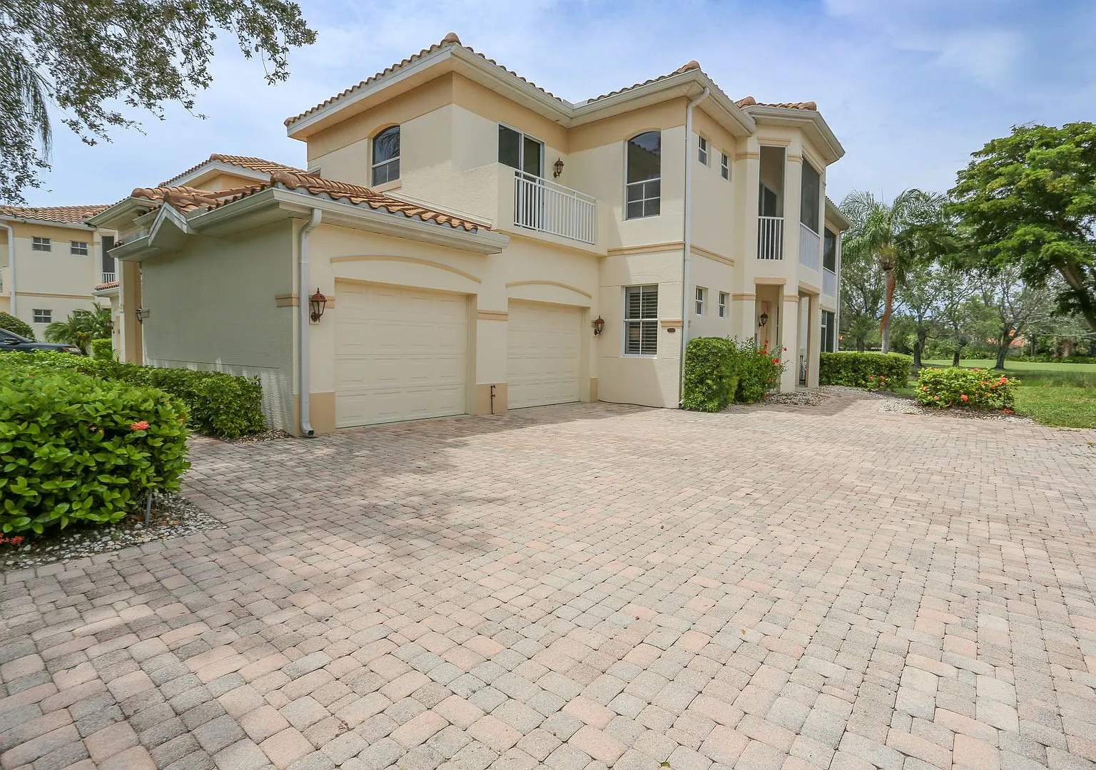 ** Sports Membership ** Bonita Springs Spanish Wells Country Club On Gorgeous Lake** — Photo 3