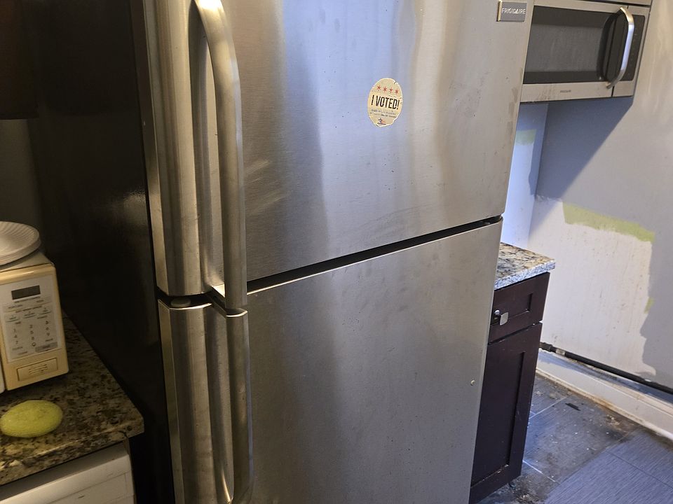 1st image of 6617 S Greenwood Ave #2W