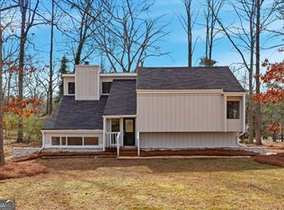 5001 Hickory Oak Ct, Stone Mountain, GA 30088