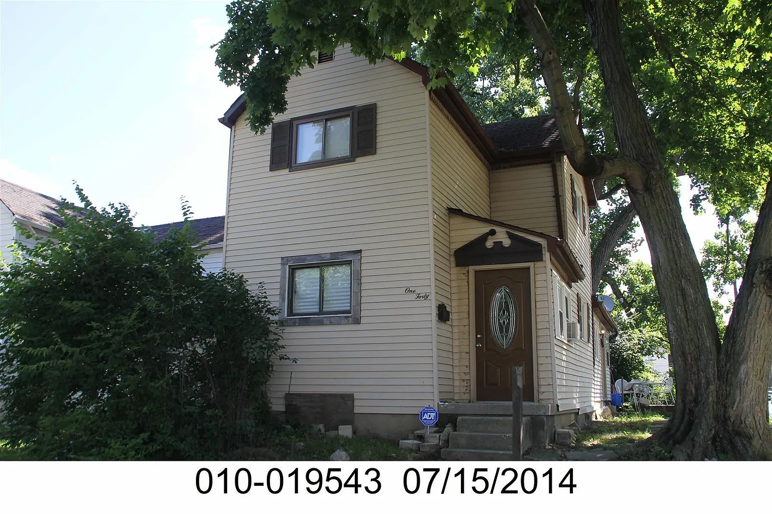 140 N Guilford Ave photo 1