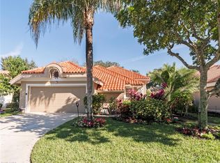 139 Napa Ridge Way, Naples, FL 34119