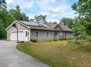 35 Taylor Ln, Naples, ME 04055