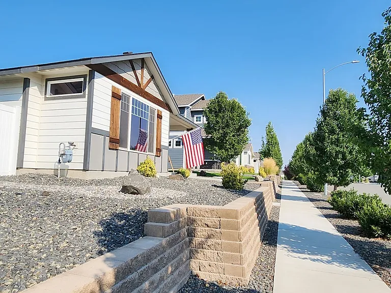 4516 Corvina St — Photo 4