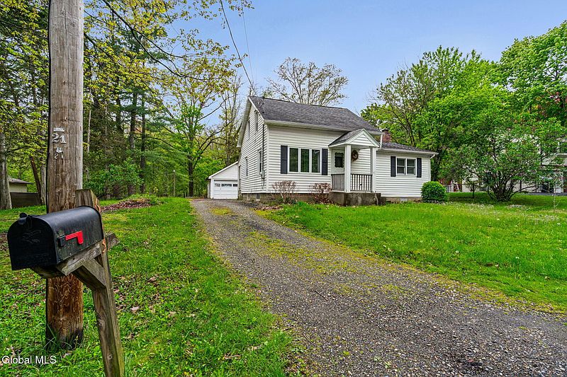 2nd image of 633 Fillmore Avenue