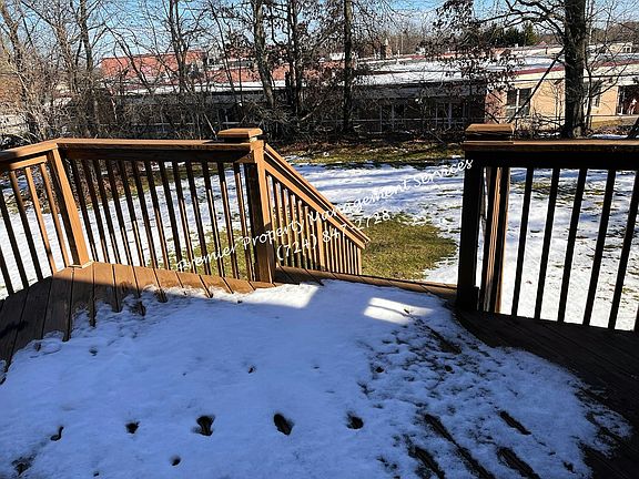 2nd image of 208 Bonnie Brae Dr #1