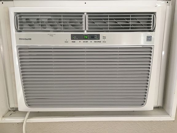 Air conditioning unit will stay for the tenants use