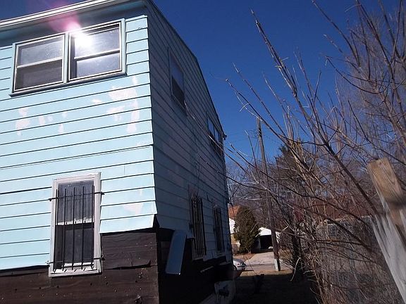 5th image of 3706 Donnelly St