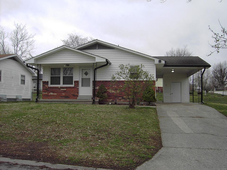1st image of 2102 Brink St