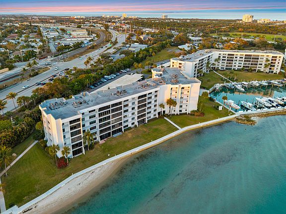 5th image of 1542 Jupiter Cove Drive #604c