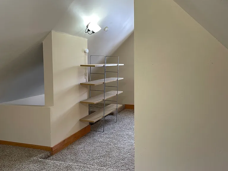 2806 Taylor St NE — Photo 8