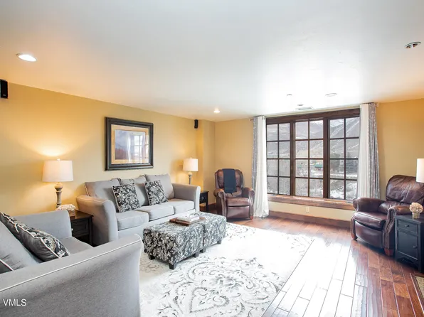 38390 Highway 6 APT 310, Avon, CO 81620