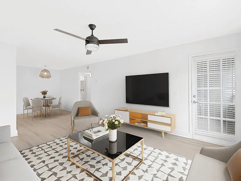 Bentley Green Apartment Homes — Photo 43