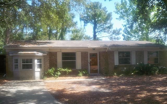 2nd image of 11 Dolphin Boulevard Ct