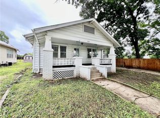1312 Irving St, Independence, KS 67301