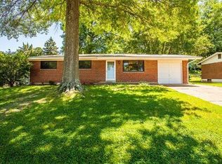 714 Woodward Dr, Saint Louis, MO