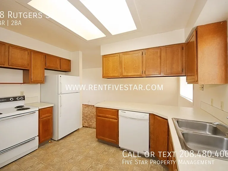 38 Rutgers St — Photo 7
