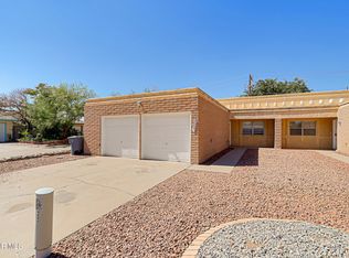 3221 Isla Morada Dr, El Paso, TX 79925