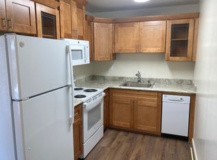 1020 Florence Ln #12, Menlo Park, CA 94025